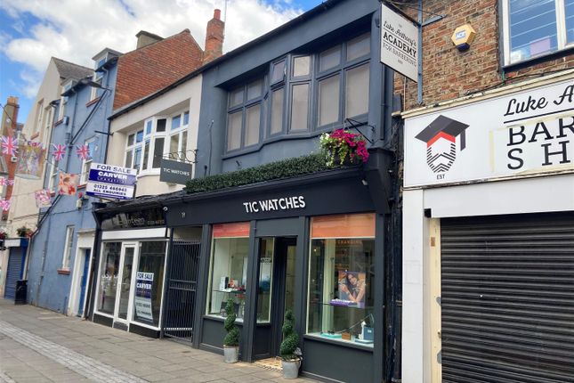 Retail premises to let in Post House Wynd, Darlington