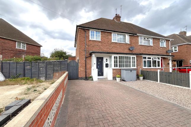 3-bed house on 11, Wordsworth Avenue, Warwick, £360,000