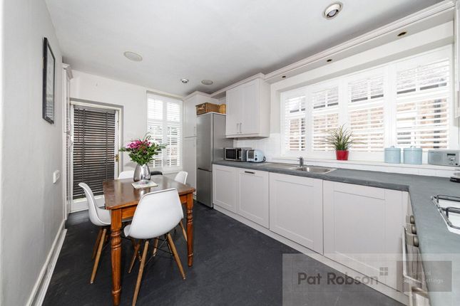 28B,, Devonshire Place, Newcastle Upon Tyne photo 2