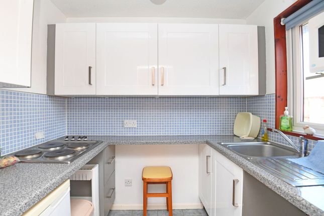 24 Birchwood Mews, Harrogate photo 3