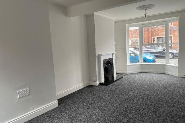 72, Ceylon St, Hull photo 3
