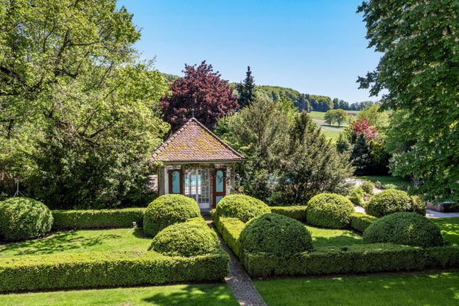 Ch&acirc;teau for sale in Ependes, Fribourg, Switzerland