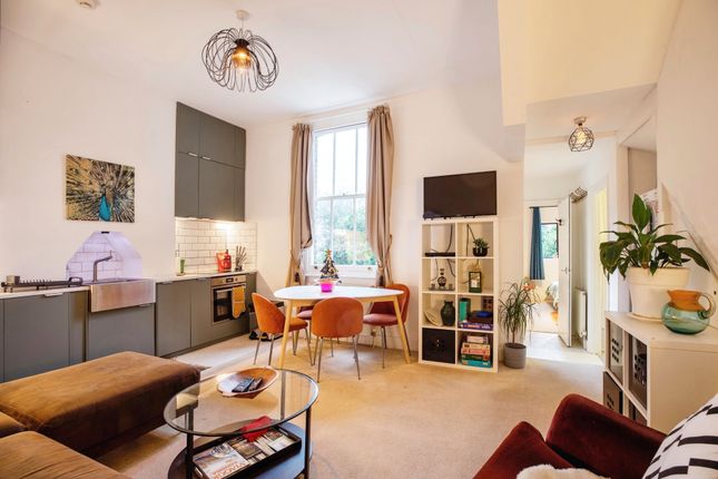 Flat for sale in Devonshire Drive, London