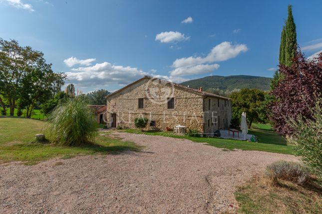 Villa for sale in Umbertide, Perugia, Umbria