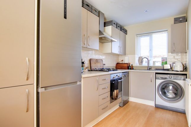 31, Bradley Road, Lymington photo 4