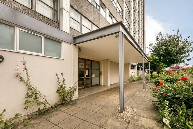 Property photo 2 of 14. Picture No. 03