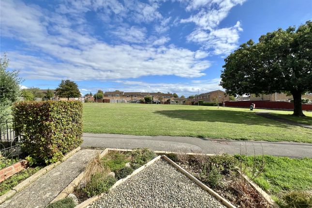 26, Medbourne Close, Dorset photo 3