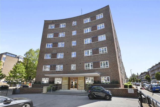 Flat for sale in Gloucester Place, London