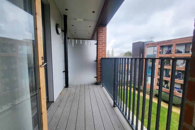 19 Saffron Court, Ebony Crescent, Cockfosters photo 3