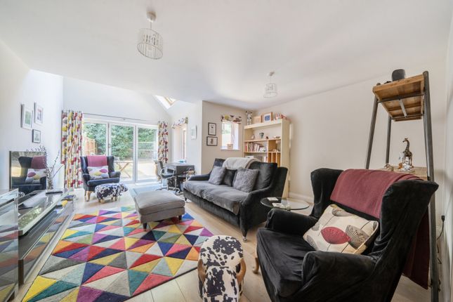 10, Greatacre, Buckinghamshire photo 4
