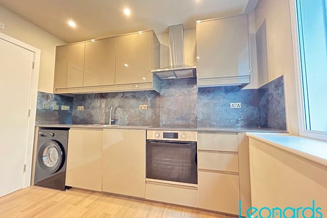 Flat 4, Croydon photo 2