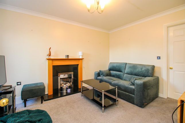 36, Gleneagles Court, Normanton photo 4