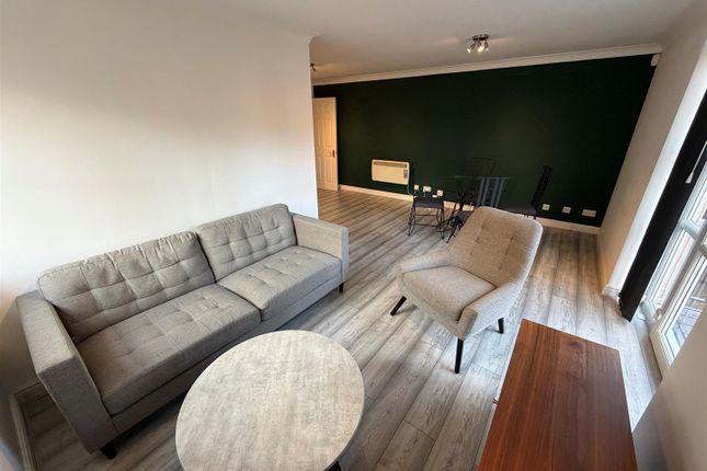Apt 60, Thomas Telford Basin, Manchester photo 3