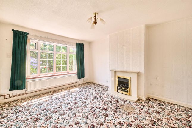 3, Chester Close, Stoke-On-Trent photo 4