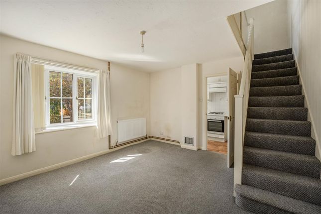 7, Canterbury Close, Banbury photo 2