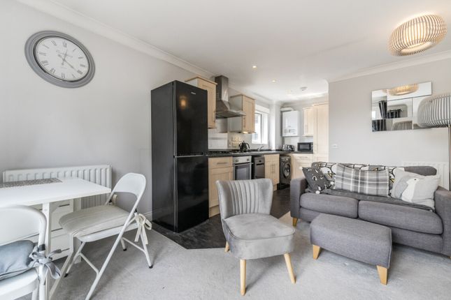 Davis Way, Sidcup photo 4