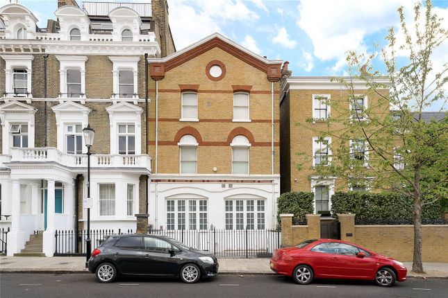 Thumbnail Flat for sale in Ladbroke Road, London