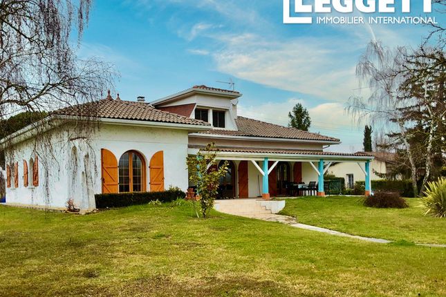 Villa for sale in Cazères, Haute-Garonne, Occitanie