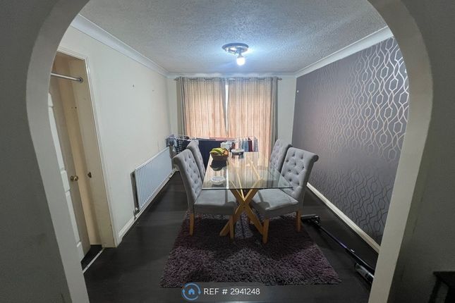 Padstow Avenue, Fishermead, Milton Keynes photo 5