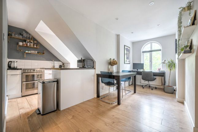 Flat 11, Foley Hall, 58-60, London Road, Berkshire photo 4