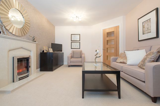 2 bedroom flat for sale in The Close, Llanishen, Cardiff