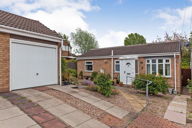 2 bed detached bungalow for sale in Hotspur Close, Nottingham NG6