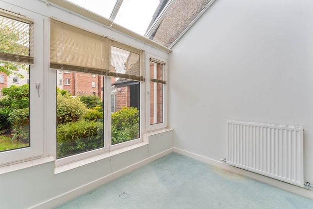 3, Elphinstone Mews, Kilmacolm photo 4