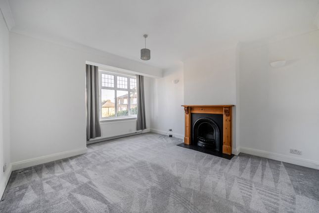 32, Honor Oak Road, London photo 2