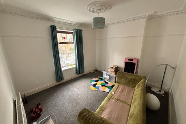 34, Beechwood Road, South Yorkshire photo 5