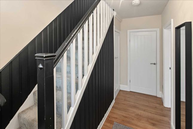 4, Albert Avenue, Nottingham photo 2
