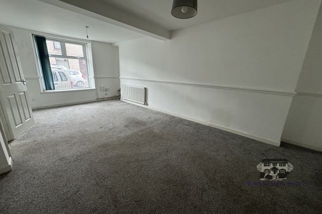 9, Hopkin Street, Treorchy photo 3