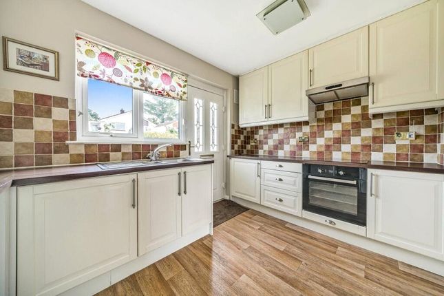 1 Bary Close, Cheriton Fitzpaine Crediton Devon, Crediton photo 3