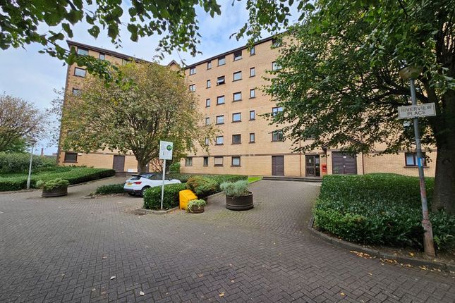 2-bed flat on 10, Riverview Place, Glasgow, £145,000