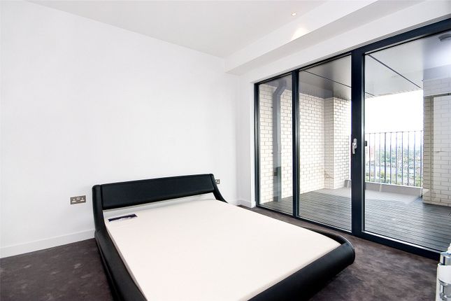 Flat for sale in Grantham House, 46 Botanic Square