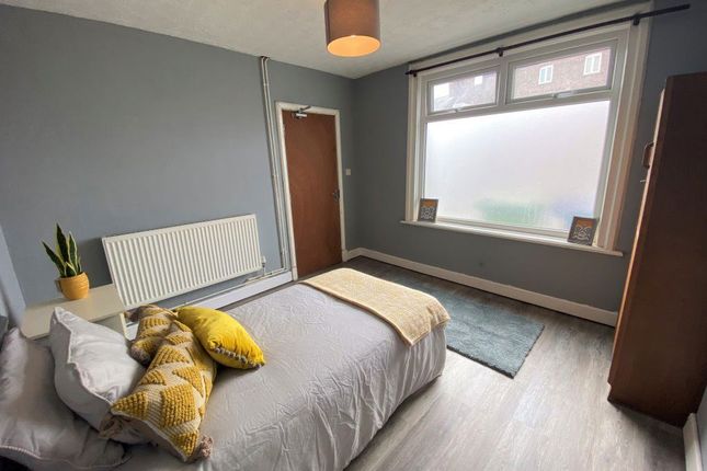Room 3 34, North End, Cambridgeshire photo 3