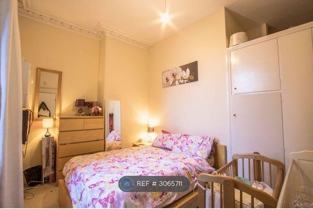 Flat, London Road, Cheltenham photo 3