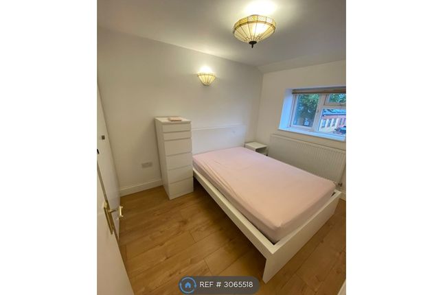 A, Hatton Road Bedfont, Feltham photo 5