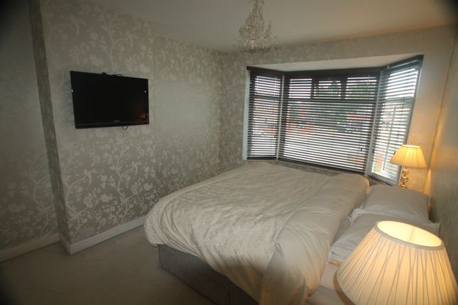 Thumbnail Room to rent in The Drive, Northampton
