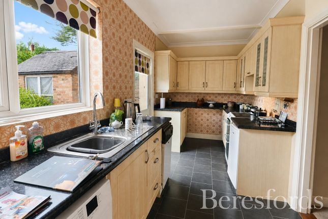 23, Francis Way, Witham photo 4