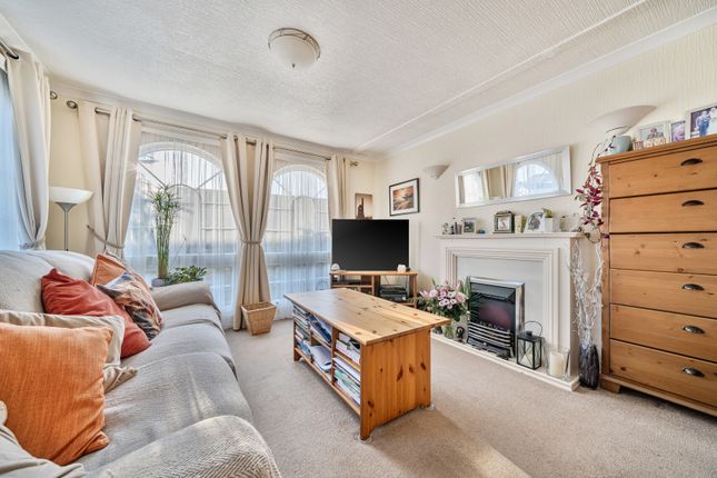15 Paynes Orchard,, Charlton Common, Bristol photo 3