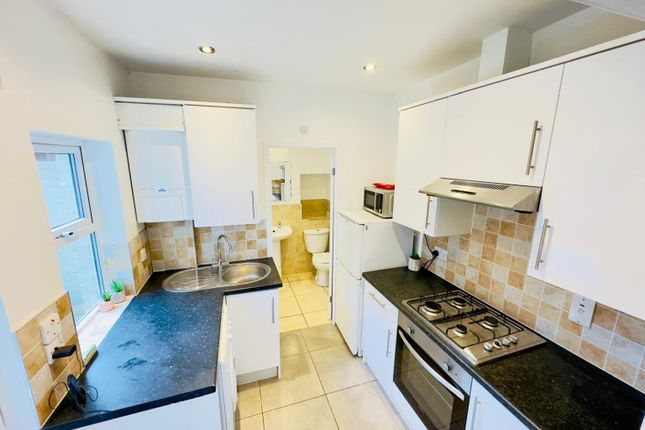 Thumbnail Flat to rent in Goldspink Lane, Newcastle Upon Tyne, Tyne And Wear