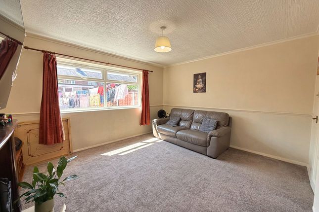 282 Norris Road, Sale photo 3