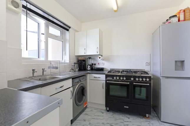 Thumbnail Flat for sale in Greystead Road, London