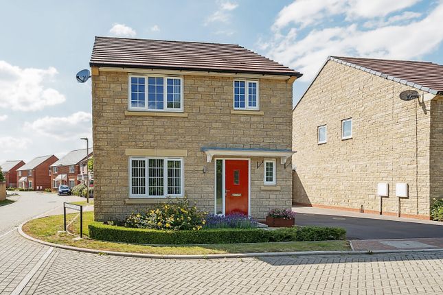 Thumbnail Detached house for sale in Robey Avenue, Faringdon, Oxfordshire