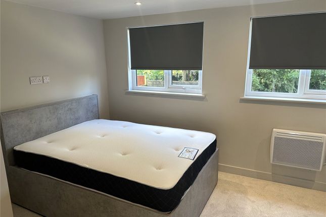 54 Newsome Road, Huddersfield photo 4