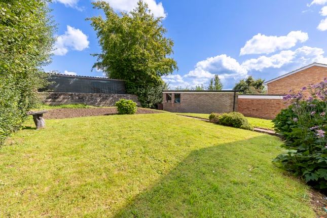 10, Cleve Close, Uckfield photo 2