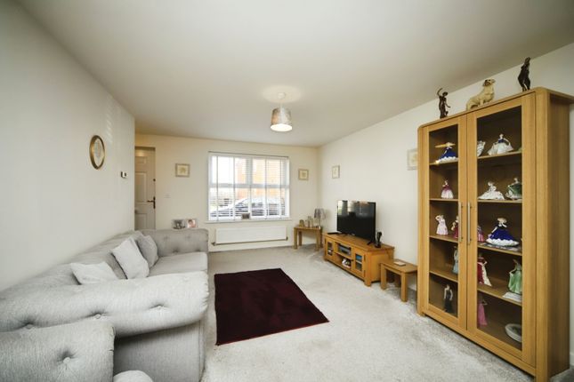 69, Rossiter Road, Taunton photo 2