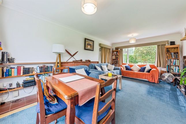 8, Woodlands Drive, Grantham photo 4