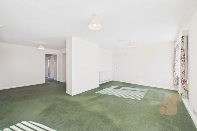 19 Danescourt Avenue, Stowmarket photo 4