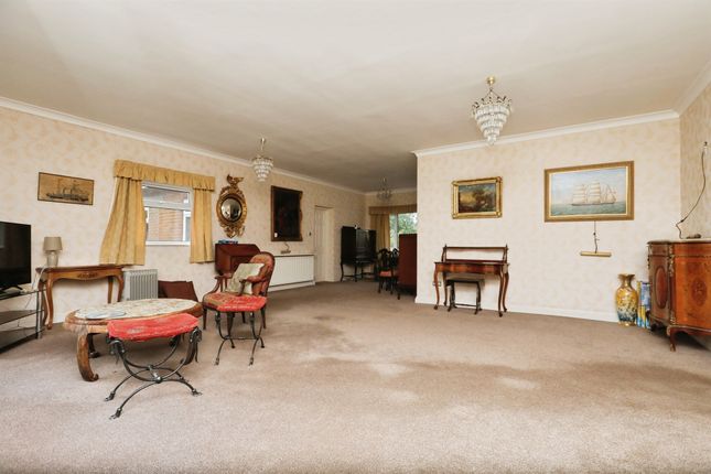 Taree, 33, South Pickenham Road, Swaffham photo 2